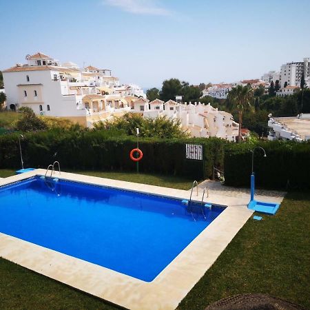 Appartamento Burriana Edf Haway Nerja Esterno foto
