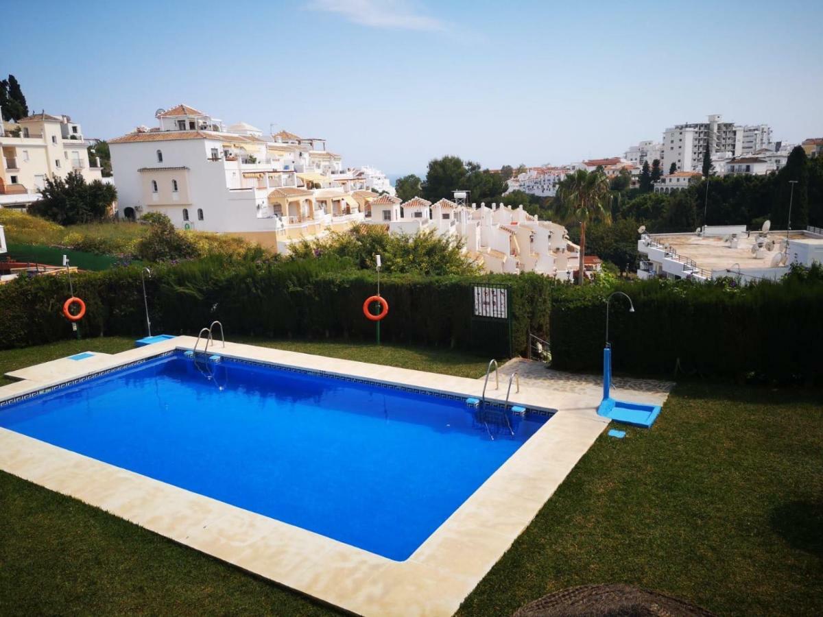 Appartamento Burriana Edf Haway Nerja Esterno foto